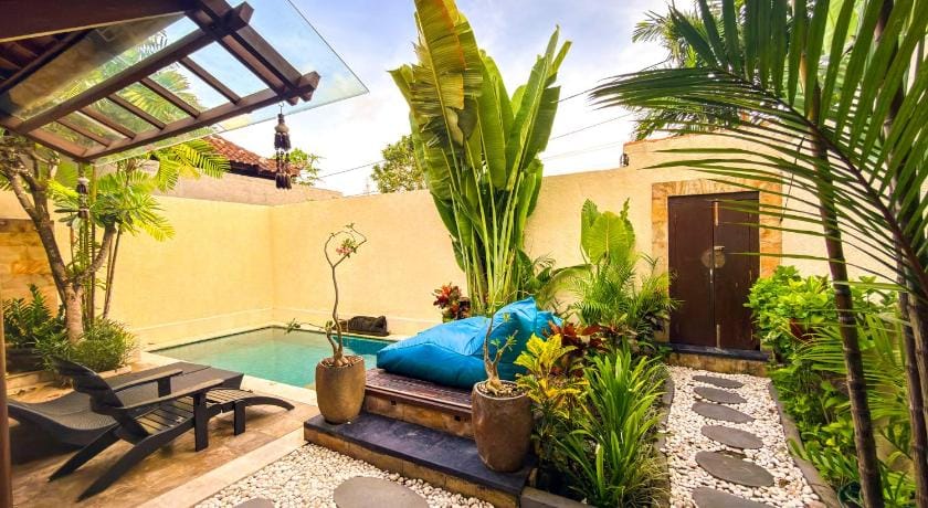 Belharra Villas Seminyak Hotel in Kuta