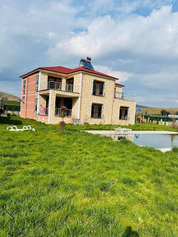 havuzlu Villa  Apartment in İstanbul Province