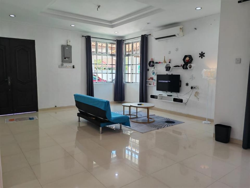 Cozy Homestay Padang Serai Hotel in Penang