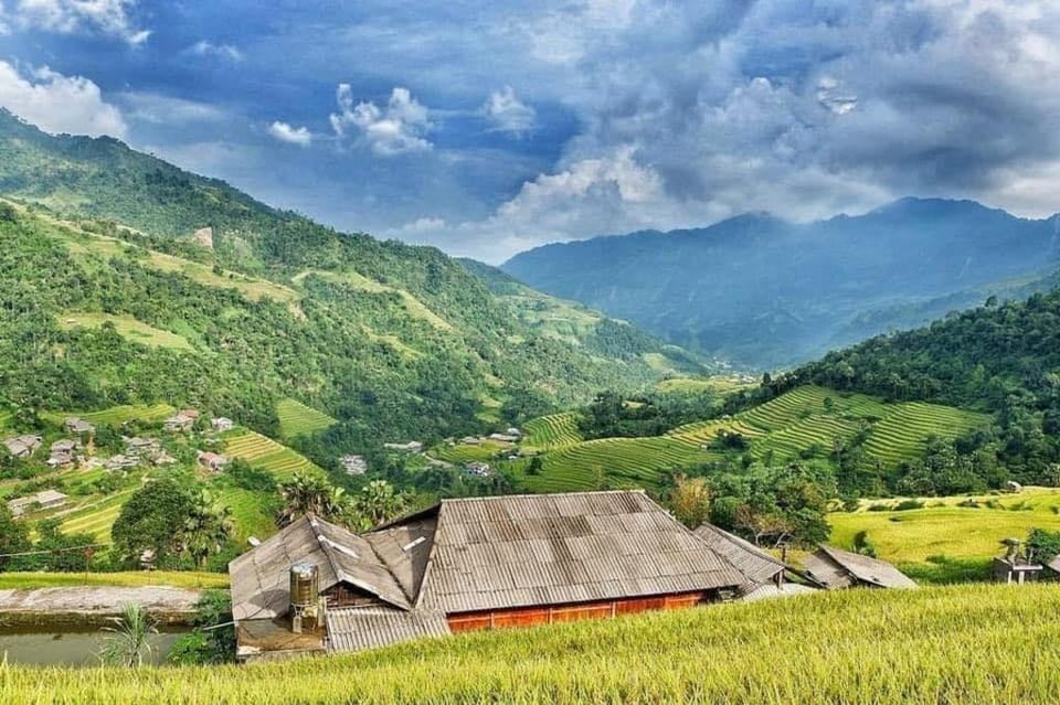 Mountain life with Red Dzao tribe in Ha Giang Vacation rental in Vietnam