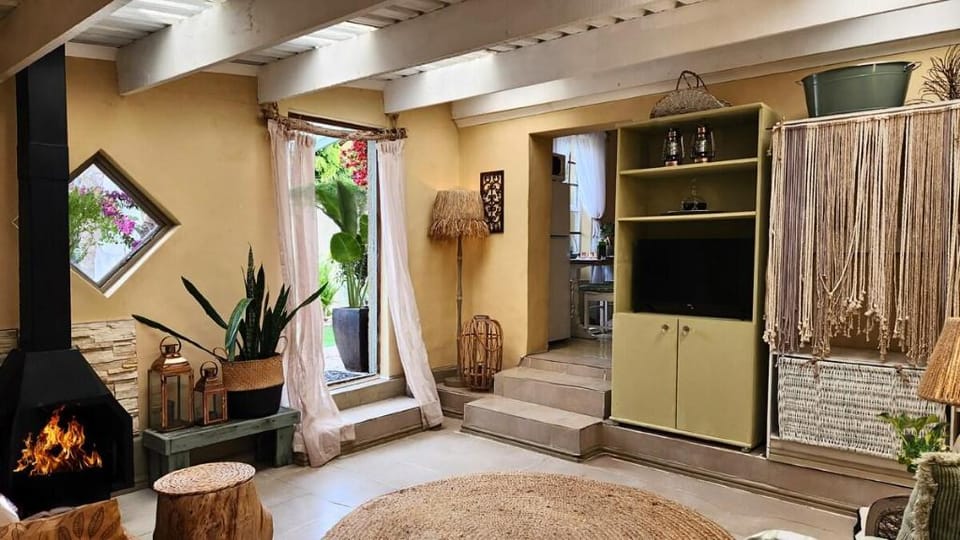 SAGE cottage | Bloubergstrand | Cape Town Vacation rental in Cape Town