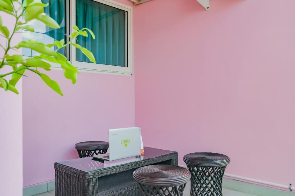 OYO 90568 Kawaii Apartment Hotel in Kuta Selatan