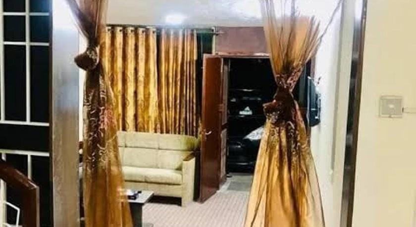 Luxury Moon Guest House Hotel in Islamabad