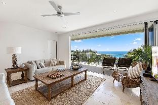 Relax in stylish comfort, Sunshine Beach Vacation rental in Sunrise Beach