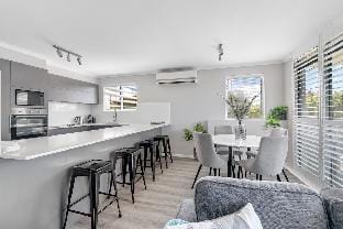 Penthouse with Ocean Views, Castaways Beach Vacation rental in Sunshine Coast
