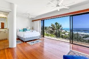Villa with Panoramic Ocean Views Apartment in Noosa Heads