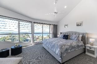 10 Andari, Sunshine Beach ~ Beachside Luxury Home Vacation rental in Noosa Heads