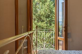 Stunning Residence Bouganvillage Bedroom sleeps 4  Child Apartment in Sardinia