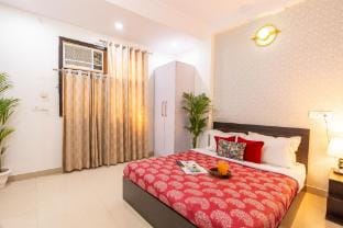Homlee-Vintage 2BHK Apt Near Central Delhi Vacation rental in New Delhi
