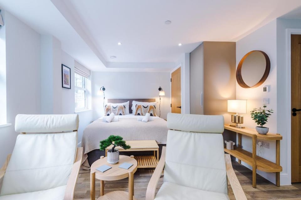 Rock Mill - Deluxe Studio Apartments Hotel in High Peak District