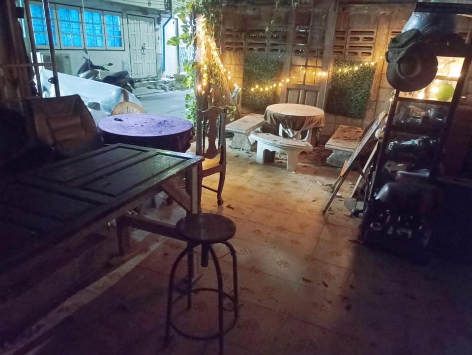 Best Place(No have parking for cars.) Apartment in Bangkok