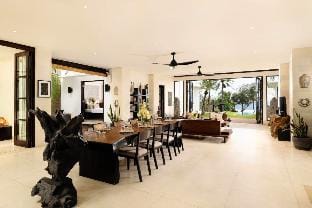 Daisy 5 BR Private Villa With Sea view ZN46 Villa in Kerambitan