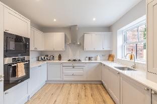 Green Park House | Private Parking and Garden Vacation rental in Coventry