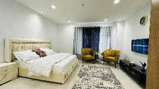 Penta square Mall & Residence  Apartment in Lahore