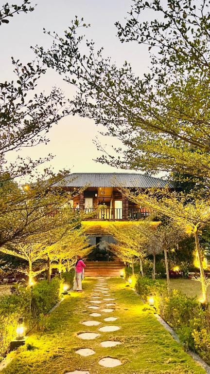 Jewel-Pure Veg Hotel in India