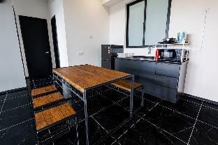 Urban Suites @Cozy, Clean & Convenient #3BR #10 Vacation rental in George Town