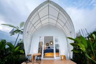 Spectacular Deluxe Tent with Mountain View Vacation rental in Karangasem Regency