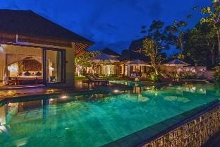 Brave The Ocean 5BR With Private Pool Villa NE128A Villa in North Kuta