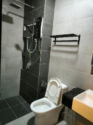Urban Suites, Best Seaview and Cityview in Town Vacation rental in George Town