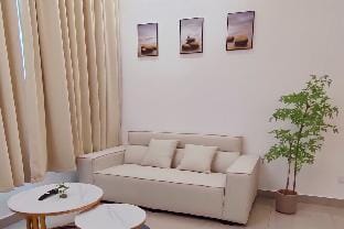 Modern loft overlooking the city~ "Biubiu Home" Vacation rental in Malacca