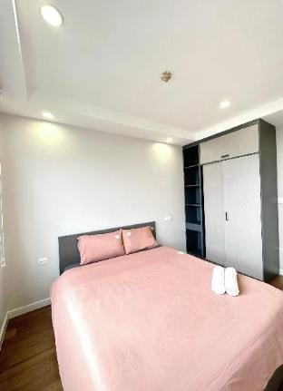 Modern 3Br with Lake view/ High rise Apartment in Laos