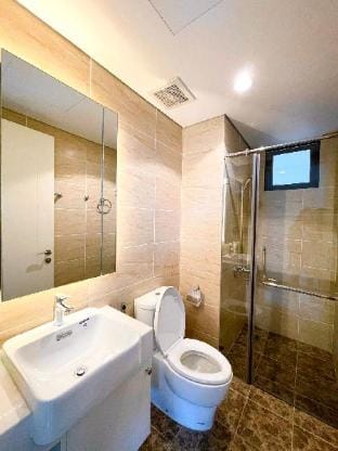 Modern 3Br with Lake view/ High rise Apartment in Laos
