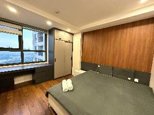 Modern 3Br with Lake view/ High rise Apartment in Laos