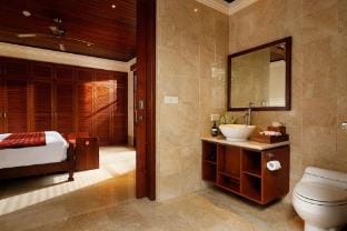 Hazel 3 BR Private Pool Villa Y044 Villa in Kuta Selatan