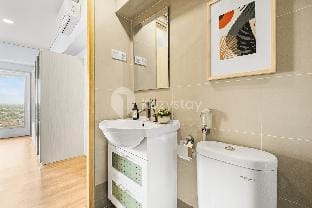 Magnolia 6 ApartHotel by Kozystay - Kebon Jeruk Vacation rental in Jakarta