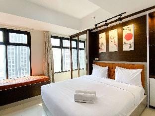 Classic Modern Studio Pollux Chadstone By Travelio Apartment in West Java