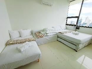 Walking distance to Ayala & IT Park w/ WIFI 15H Vacation rental in Lapu-Lapu City