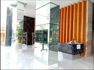 15P Accommodate maximum of 16 pax. Prime location and Walking distance to Ayala & IT Park w/ WIFI Vacation rental in Lapu-Lapu City