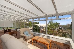 Sunningdale - Beach House, Sea Views, Parking Country House in Saundersfoot