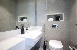 Elite LUX Holiday Homes - Lagoon View 1 BR Luxury Oasis in MBR, Dubai Apartment in Dubai