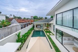 Villa Skye Modern Luxury Unveiled 4BR Villa Villa in Kuta