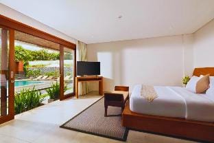 Grand Serenity 9 BR With Private Pool Villa NE54 Villa in North Kuta