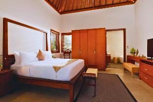 Grand Serenity 9 BR With Private Pool Villa NE54 Villa in North Kuta