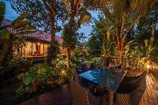 Aashaya Infinity Jungle View With Breakfast Ubud Villa in Ubud