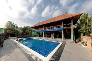 Tam Coc Ngoc Linh Bungalow Ninh Binh Vacation rental in Laos