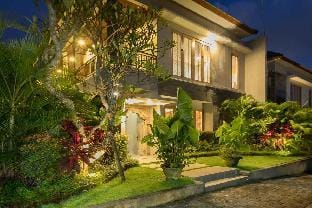Cozy Rooftop Villa Canggu with Private Pool Vacation rental in North Kuta