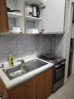 Unit 25O Walking distance SLEC, UsEmbassy,PGH 1BR Apartment in Manila City
