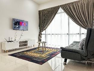 A1601 Grand Medini 2BR 100mbps Netflix By STAY Apartment in Johor