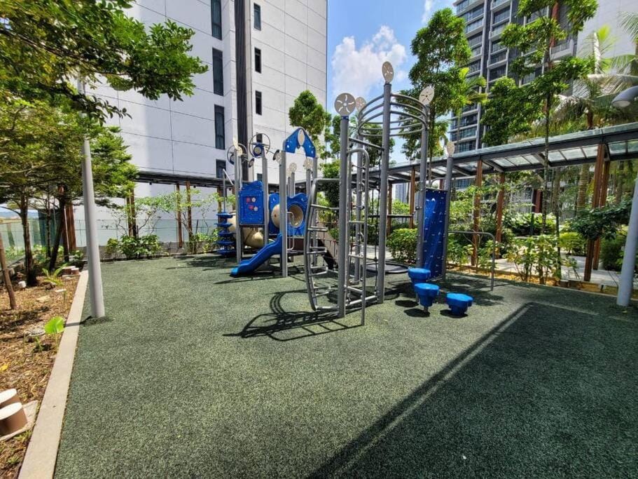 A2704 Grand Medini Studio 100mbps Netflix By STAY Apartment in Johor