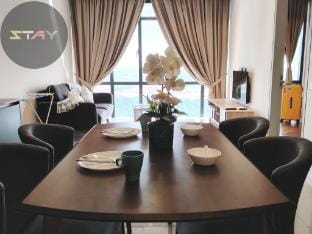 Grand Medini Couple Stylish Netflix 100mbps BySTAY Apartment in Johor