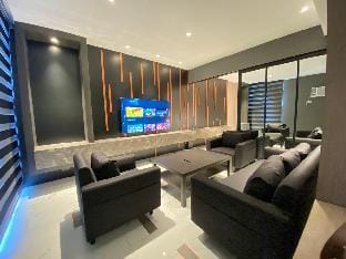 Malate Bayview Mansion 17A/B Apartment in Manila City