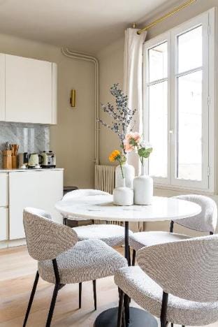 The Carla Suite- Eiffel Tower View Apartment in Paris