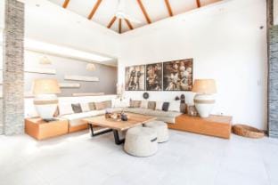 JULIA REAL Villa in North Kuta