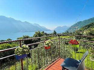 Appartamento Tivano, balcone con vista lago Vacation rental in Bellagio