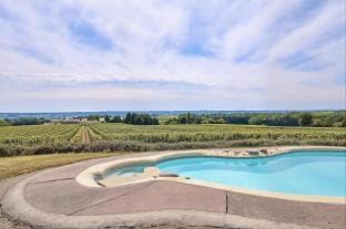 Le Tour De Vigne - Windmill in Neuffons Vacation rental in Occitanie