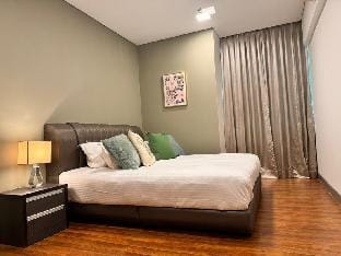 Mercu Summer Suites 2BR@KLCC  5+3 Pax  Apartment in Federal Territory of Kuala Lumpur